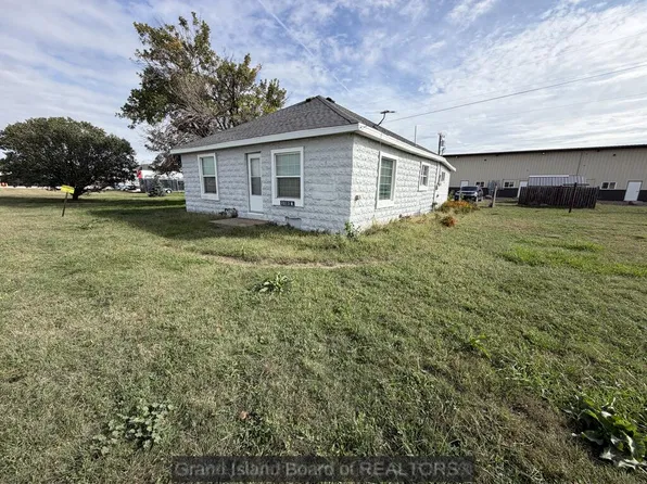 2013 Avenue M, Kearney, NE 68847