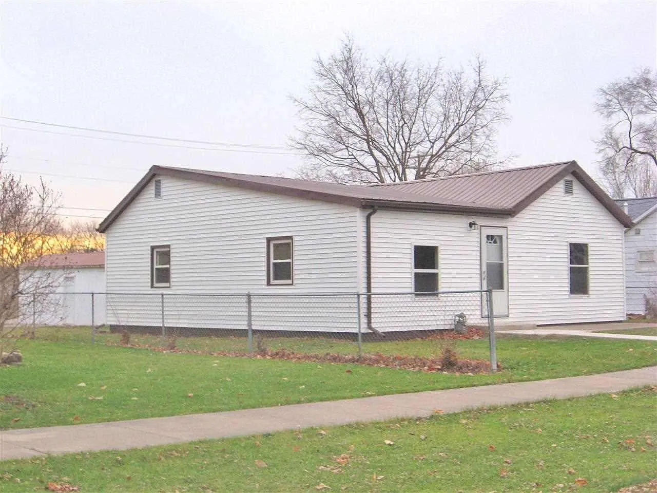 324 E Gertrude St photo 1