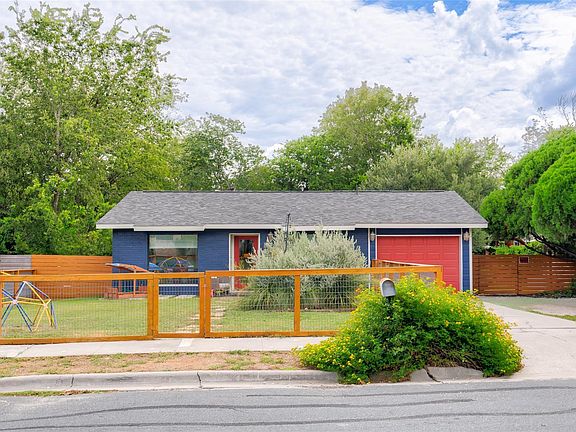 2nd image of 805 Cardiff Dr