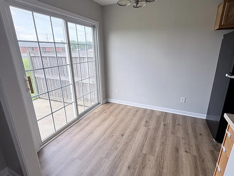1010 Stonecrest Ct #A — Photo 5