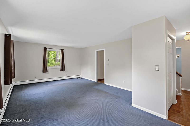 4th image of 43 Brookline Drive