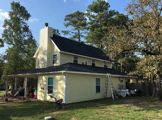 5 Lake Shore Dr, Huntsville, TX 77320