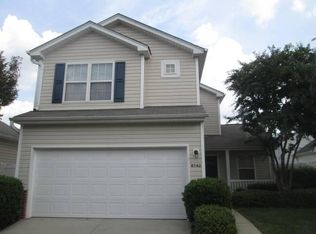 8742 Meadowmont View Dr, Charlotte, NC 28269