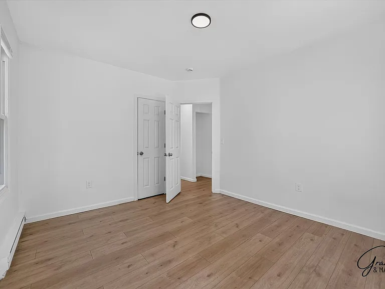 12932 Greiner - Bar Holdings & Blue & White LLC — Photo 12