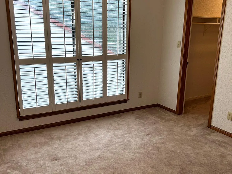 Bedroom 2 (upstairs)