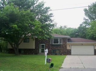 404 N Jefferson St, Waterford, WI 53185
