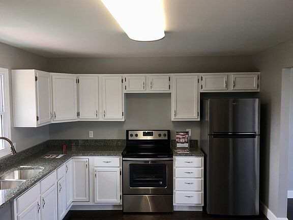 3rd image of 277 Bryanwood St