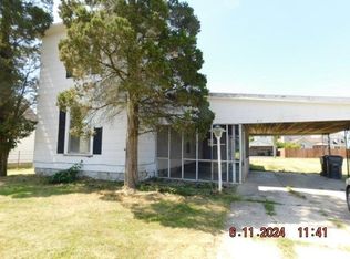 215 E Commerce St, Dunkirk, IN 47336