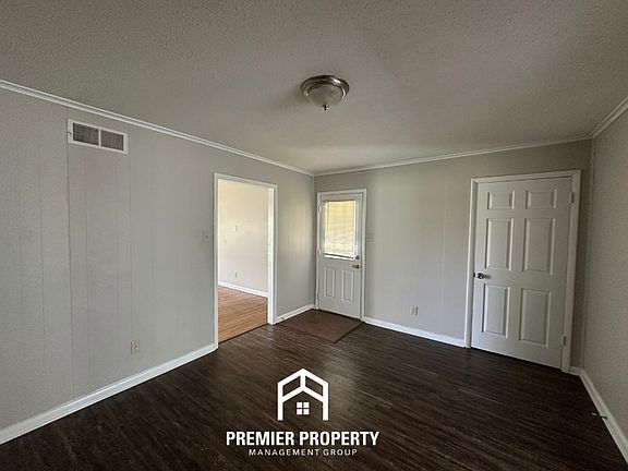 4th image of 5101 Rolling Fields Dr
