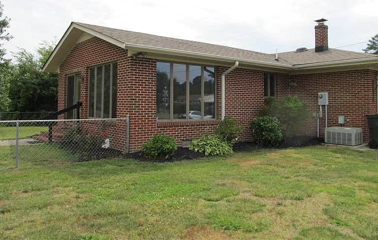 206 Lida Ave — Photo 3