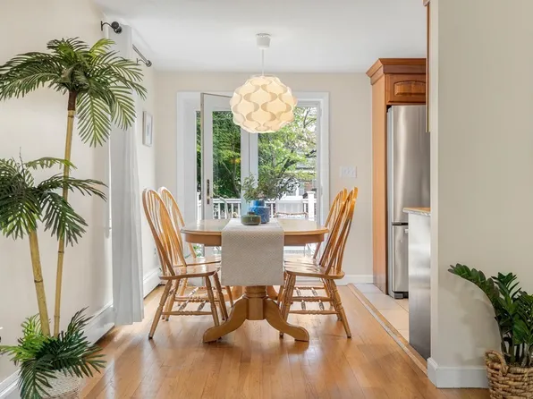 41 Rublee St #1, Arlington, MA 02476