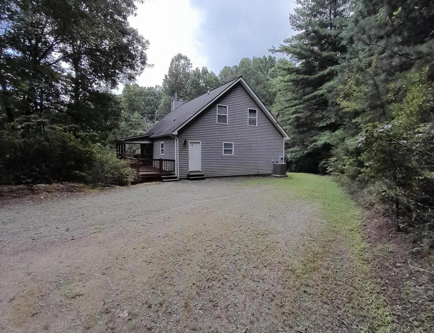 3 bed, 3.5 bath, $2,200 — Photo 3