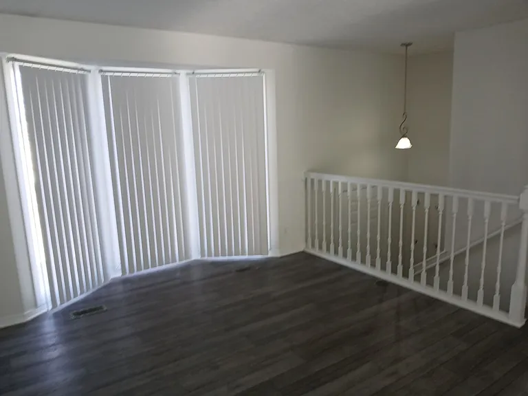 7947 Twin Oaks Rd — Photo 8