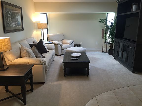 2nd image of 440 Spadaro Dr