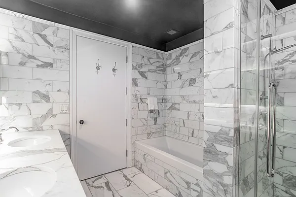 Rented by Compass | media 47