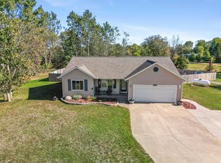 7902 S Ronda Dr, Fremont, MI 49412