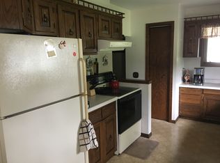 512 Somerville Ave, Morgan, MN 56266