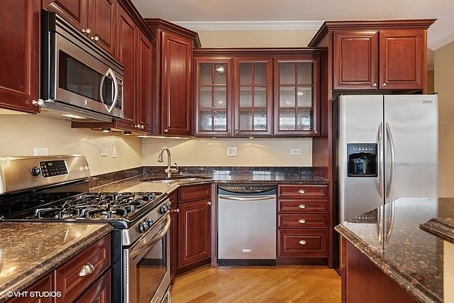 1st image of 1428 W Belmont Ave APT 3