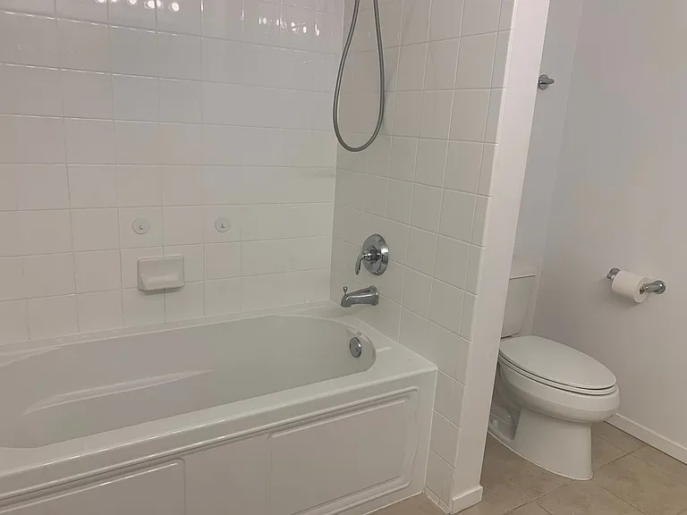 9655 Woods Dr #1208 — Photo 12