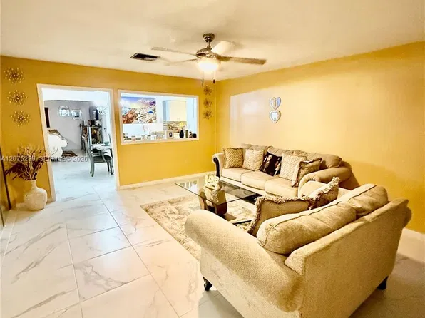 29 NW 6th St, Fort Lauderdale, FL 33311