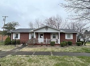 308 SE 2nd St, Fairfield, IL