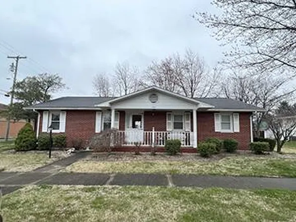 308 SE 2nd St, Fairfield, IL 62837