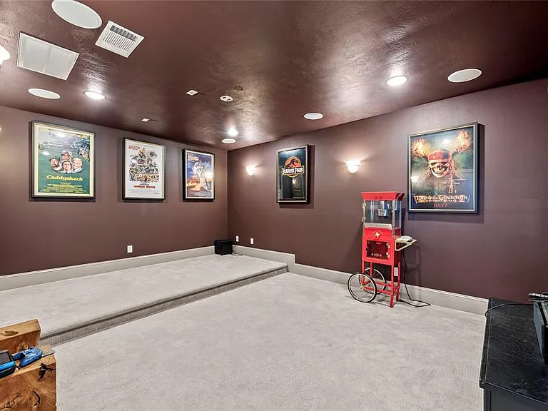 9718 Sabinal River Ct — Photo 22