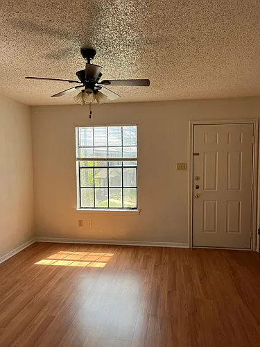 103 White Wing Cir #D Photo 1