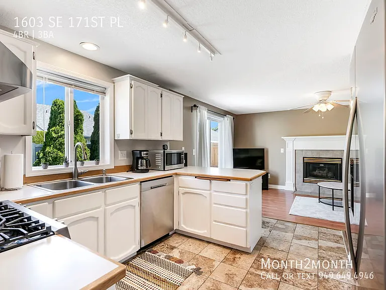 1603 SE 171st Pl — Photo 7