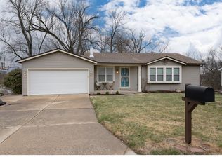 10543 Farview Ave, Saint Ann, MO