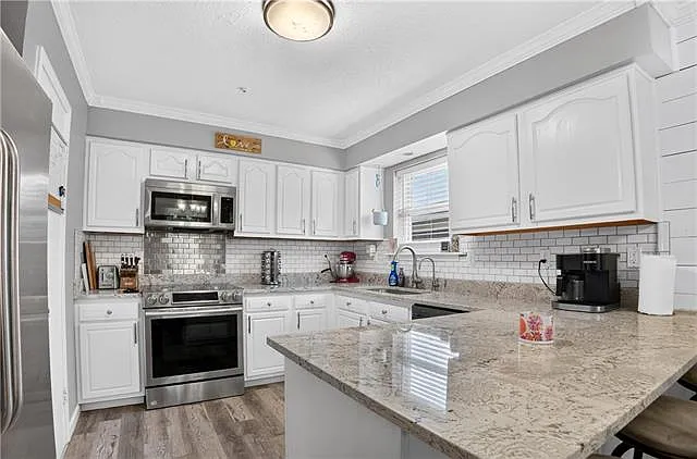 5316 Loring Dr — Photo 6