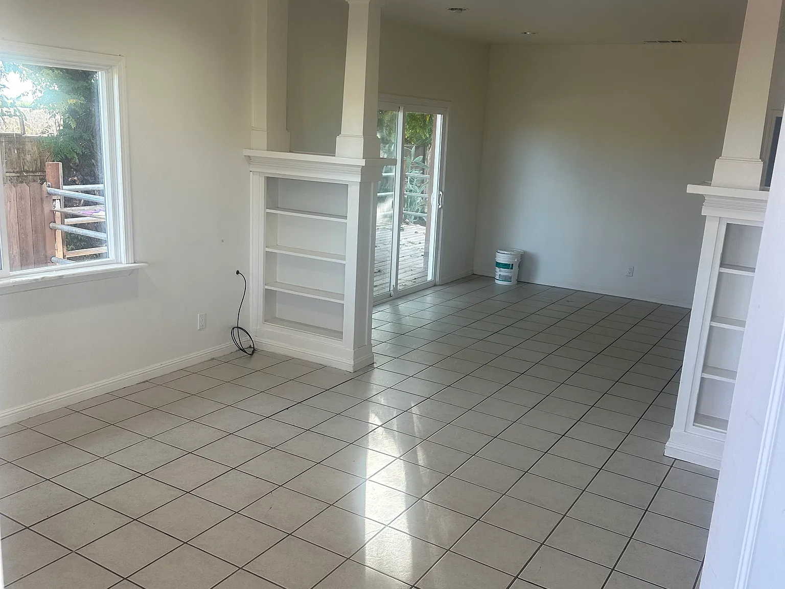 9695 E Tulare Ave — Photo 4