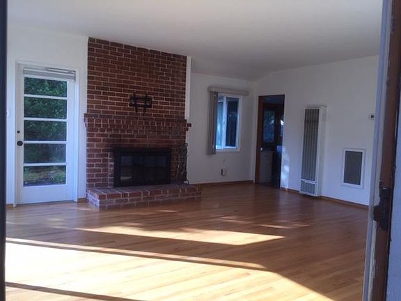 Living room to kitchen