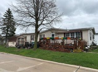 20511 Rosedale Dr, Clinton Township, MI 48036