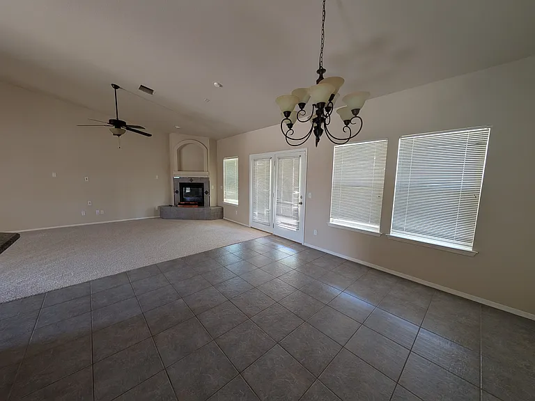 5803 London Dr — Photo 3