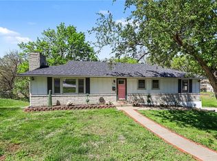 7002 N Baltimore Ave, Gladstone, MO 64118
