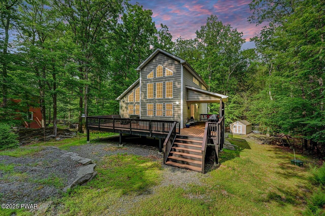 ［訪問着］新品未使用品　しつけ有り　うちにシミ有り　K-417 176 Candlewick Way, Lackawaxen, PA 18435 | Zillow