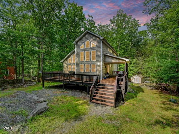176 Candlewick Way, Lackawaxen, PA 18435
