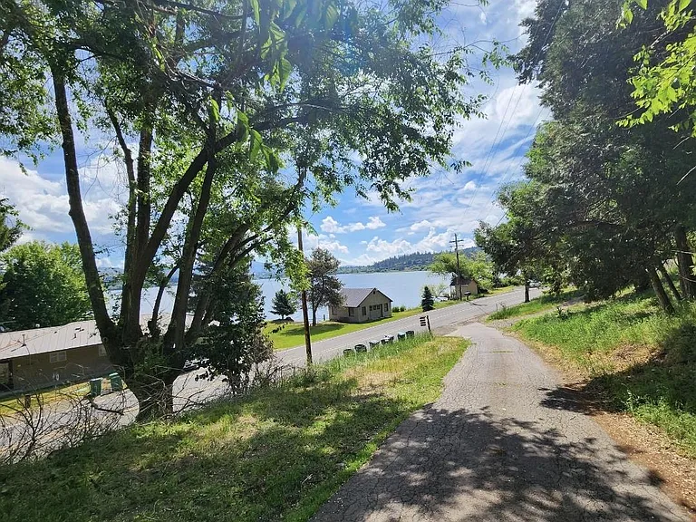 1663 Lakeshore Dr — Photo 22