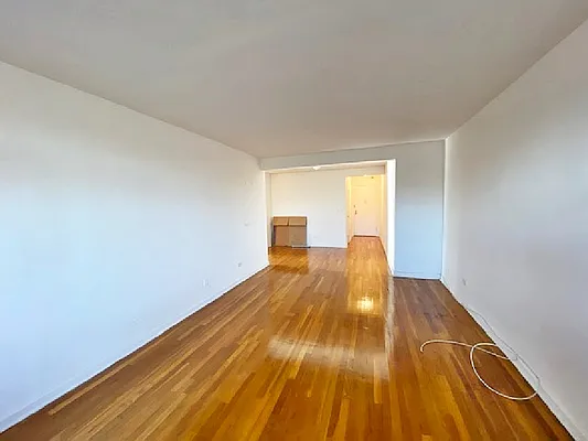 Rented by Rachel Realty | media 10