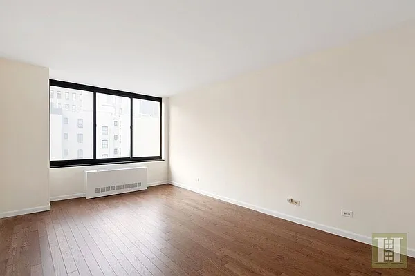 Rented by Halstead Real Estate | media 18