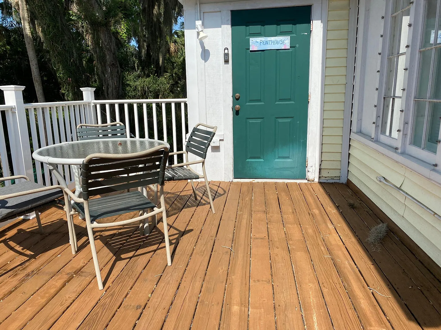 2 bed, 1042 sqft, $2,290 — Photo 4
