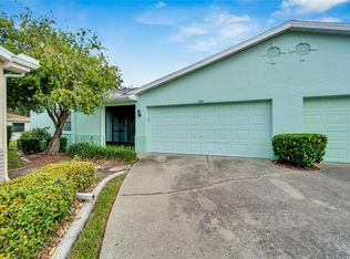 1906 Bosky Ct, Sun City Center, FL 33573