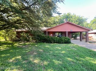 510 Lee St, Cleveland, MS 38732