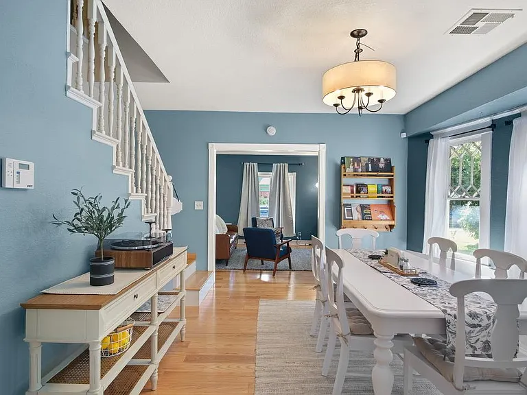 305 Poplar Ave — Photo 5