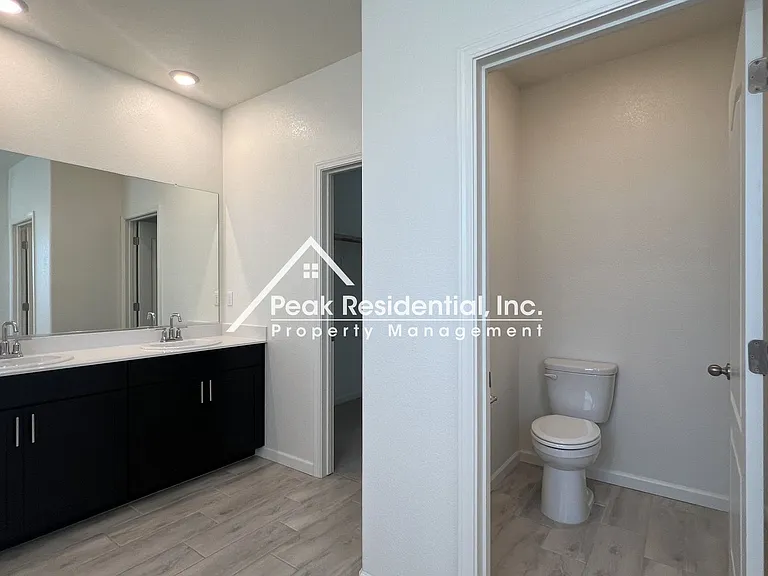 3236 Sunny Gate Ln — Photo 33
