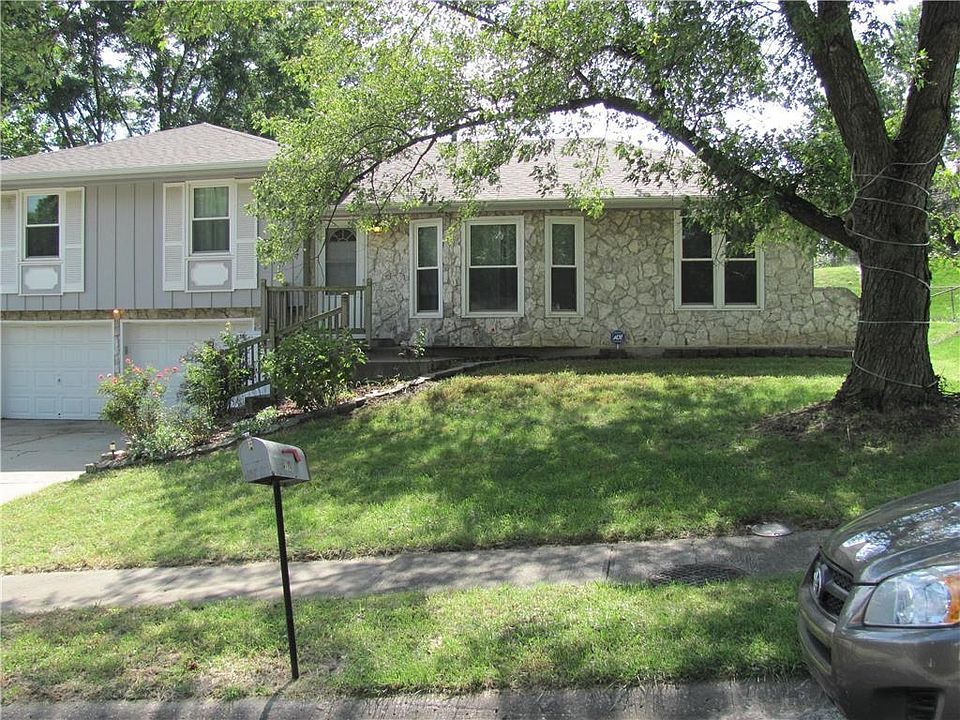 1st image of 7707 Everett Ave