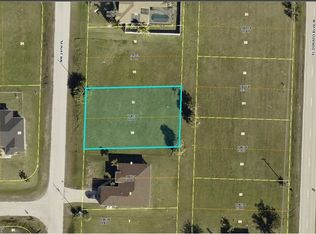 819 NW 24th Pl, Cape Coral, FL 33993