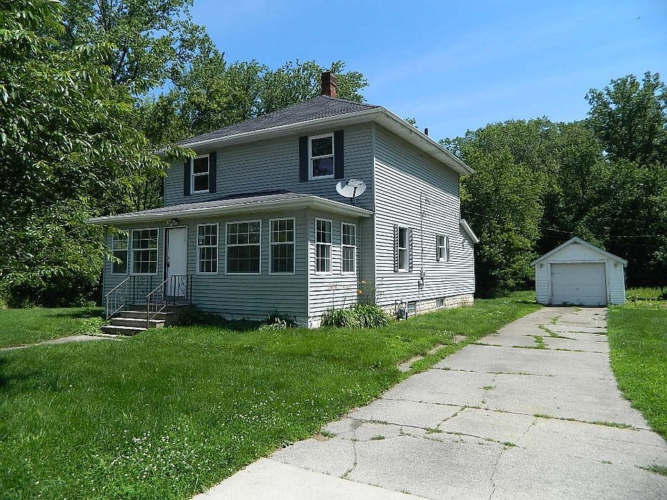 1st image of 1816 York St