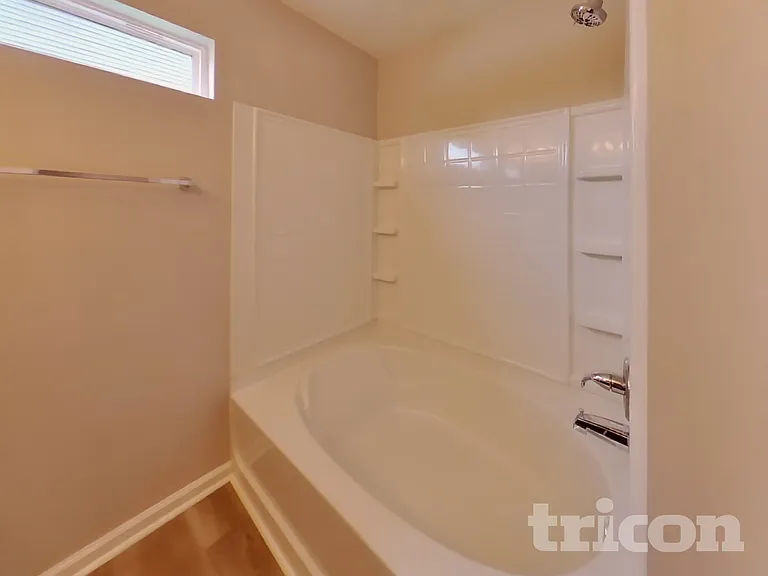 949 Knox Dr — Photo 16